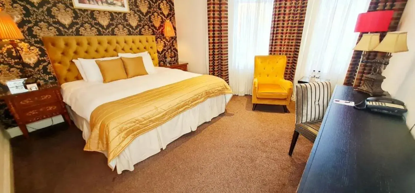 Room view of Ashburn Hotel London